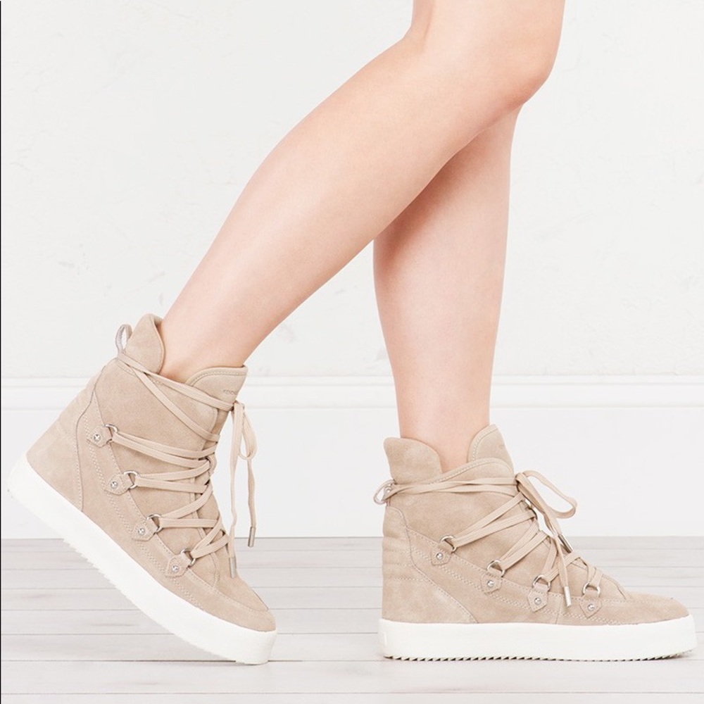 Kendall & Kylie Darby Sneakers